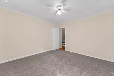 4518 NE Irving St, Portland, OR 97213 - Photo 25