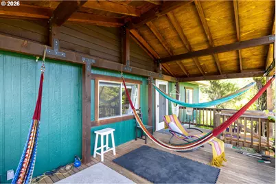 5090 Binns Hill Dr, Hood River, OR 97031 - Photo 15