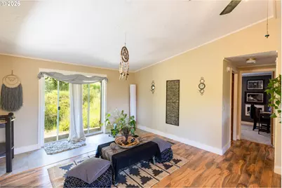 5090 Binns Hill Dr, Hood River, OR 97031 - Photo 33