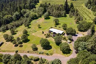 5090 Binns Hill Dr, Hood River, OR 97031 - Photo 45
