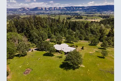 5090 Binns Hill Dr, Hood River, OR 97031 - Photo 9