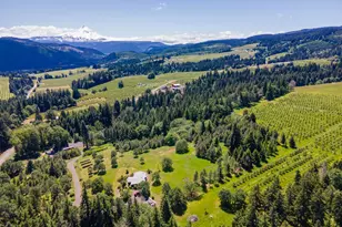 5090 Binns Hill Dr, Hood River, OR 97031 - Photo 11