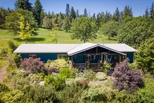 5090 Binns Hill Dr, Hood River, OR 97031 - Photo 7