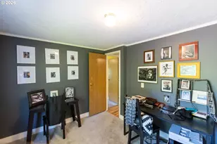 5090 Binns Hill Dr, Hood River, OR 97031 - Photo 39