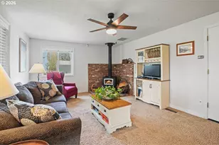 4366 NW Oak Grove Dr, Albany, OR 97321 - Photo 11