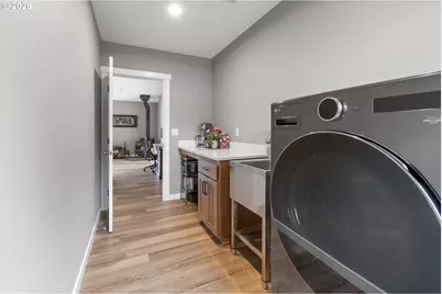 200 Red Hawk Dr, Castle Rock, WA 98611 - Photo 29