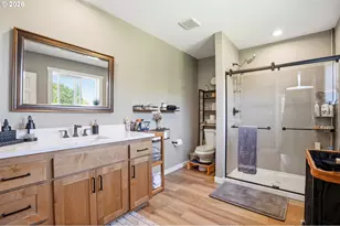 200 Red Hawk Dr, Castle Rock, WA 98611 - Photo 21
