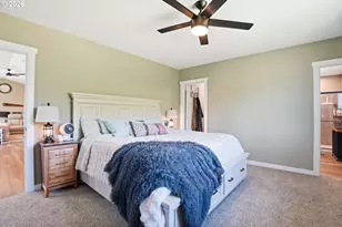 200 Red Hawk Dr, Castle Rock, WA 98611 - Photo 23