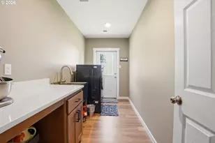 200 Red Hawk Dr, Castle Rock, WA 98611 - Photo 19