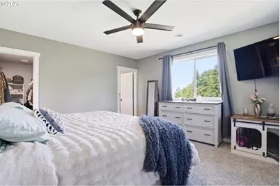 200 Red Hawk Dr, Castle Rock, WA 98611 - Photo 15