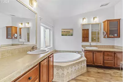 886 SE Bonnie Burke Dr, Estacada, OR 97023 - Photo 23