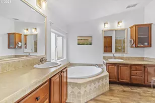 886 SE Bonnie Burke Dr, Estacada, OR 97023 - Photo 23