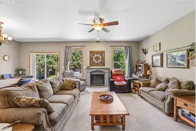 10404 NE 198th St, Battle Ground, WA 98604 - Photo 5