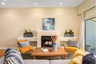 635 NW 24th Ave #6-2, Portland, OR 97210 - Photo 13