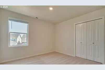 387 Pietro St NE, Salem, OR 97301 - Photo 13