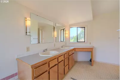 26417 NE 31st Ct, Ridgefield, WA 98642 - Photo 17