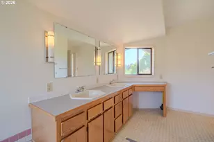 26417 NE 31st Ct, Ridgefield, WA 98642 - Photo 17