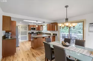 1105 Marylhurst Dr, West Linn, OR 97068 - Photo 9