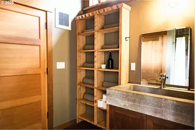 230 Jennings Rd, Trout Lake, WA 98650 - Photo 27