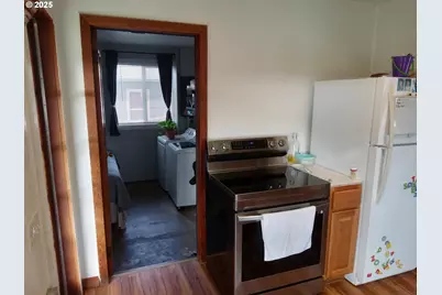 113 N Walnut St, Bingen, WA 98605 - Photo 7