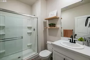 2275 Halter Dr, Woodburn, OR 97071 - Photo 15