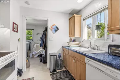 540 27th Ave, Longview, WA 98632 - Photo 9