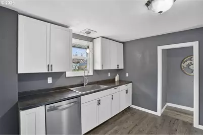 821 Deer Island Rd, Saint Helens, OR 97051 - Photo 9