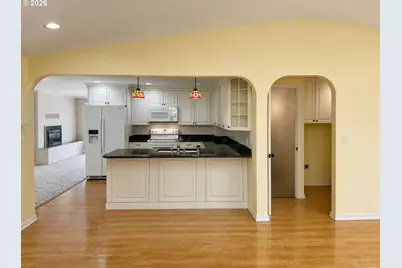 306 B Ave, La Grande, OR 97850 - Photo 15