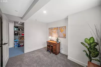 8444 SW 58th Ave, Portland, OR 97219 - Photo 31