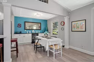 8444 SW 58th Ave, Portland, OR 97219 - Photo 7