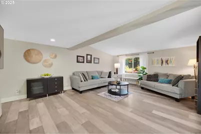 8444 SW 58th Ave, Portland, OR 97219 - Photo 13