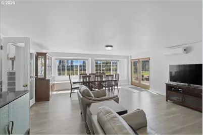 25357 High Pass Rd, Junction City, OR 97448 - Photo 21