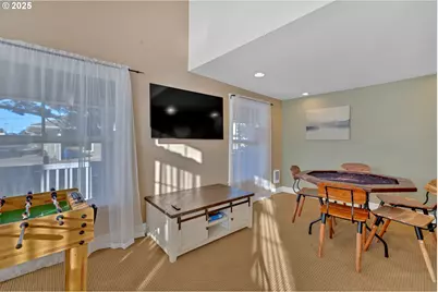 1340 NW 15th St, Lincoln City, OR 97367 - Photo 19