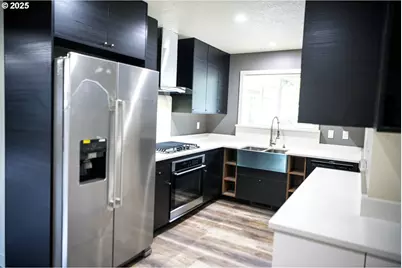 15236 SE Kelly St, Portland, OR 97236 - Photo 13
