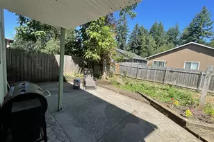 1398 Poplar St, Sweet Home, OR 97386 - Photo 15