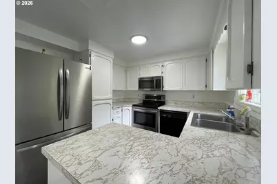 1398 Poplar St, Sweet Home, OR 97386 - Photo 9