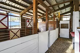 21303 SW Hells Canyon Rd, Sherwood, OR 97140 - Photo 37