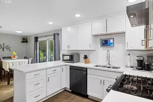 14435 SW Yearling Way, Beaverton, OR 97008 - Photo 13