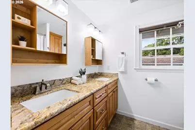 16680 SW Rosa Rd, Beaverton, OR 97007 - Photo 17