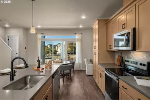 5126 SE Thornapple St, Hillsboro, OR 97123 - Photo 9