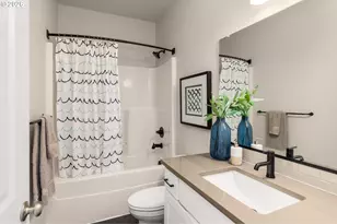 5126 SE Thornapple St, Hillsboro, OR 97123 - Photo 23