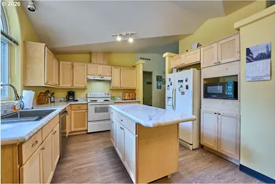 84648 Bailey Ln, Joseph, OR 97846 - Photo 11