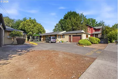 2337 SE 48th Ave, Portland, OR 97215 - Photo 3