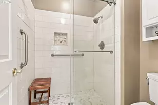 6300 SE Norma Cir, Milwaukie, OR 97267 - Photo 21
