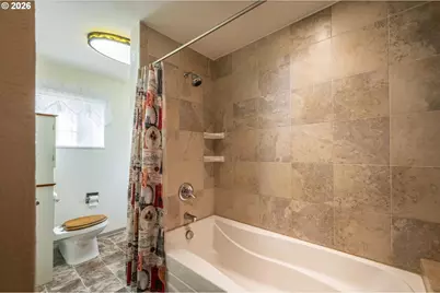 2035 Juniper Ave, Coos Bay, OR 97420 - Photo 21