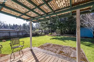 2035 Juniper Ave, Coos Bay, OR 97420 - Photo 27