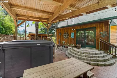 130 Hilltop Dr, Lakeside, OR 97449 - Photo 11