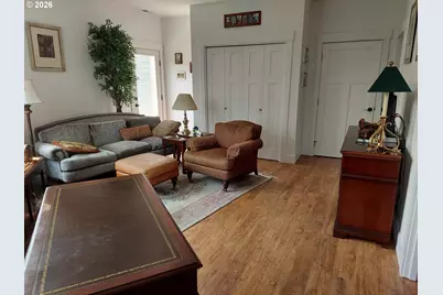 8780 SE Flavel St, Portland, OR 97266 - Photo 7