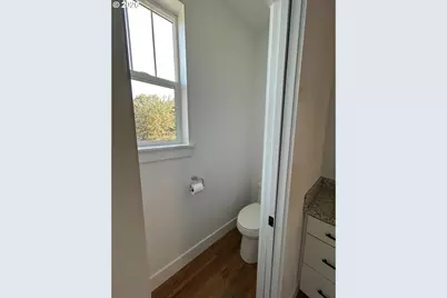 8780 SE Flavel St, Portland, OR 97266 - Photo 25