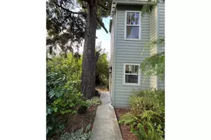 8780 SE Flavel St, Portland, OR 97266 - Photo 3